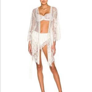 Homebodii Revolve White Lace Robe (Bridal)